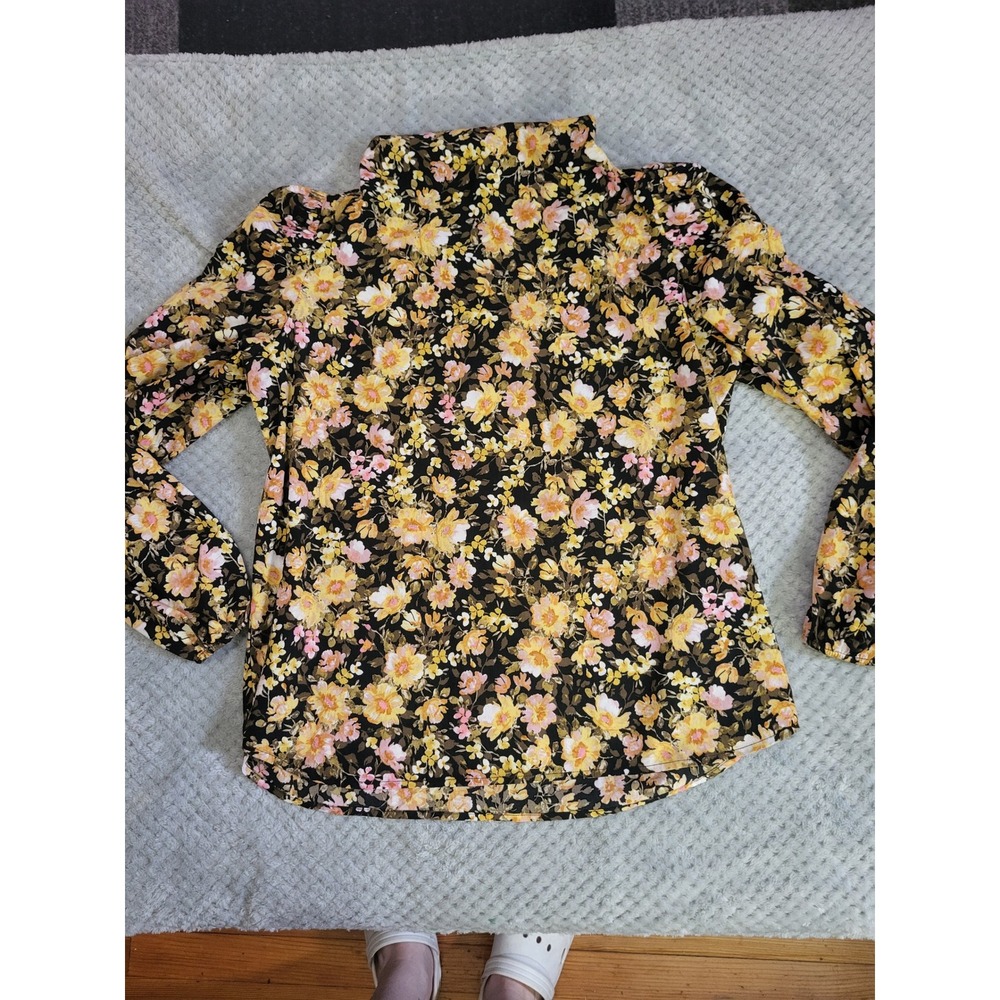 Nwot pleione floral long sleeve, high neck blouse medium